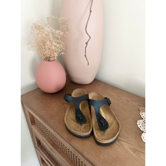Birkenstock Shoes - Birkenstock Gizeh Black Sandals Size 36